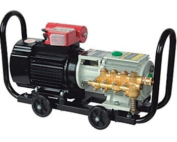 HIGH PRESSURE CLEANING MACHINE